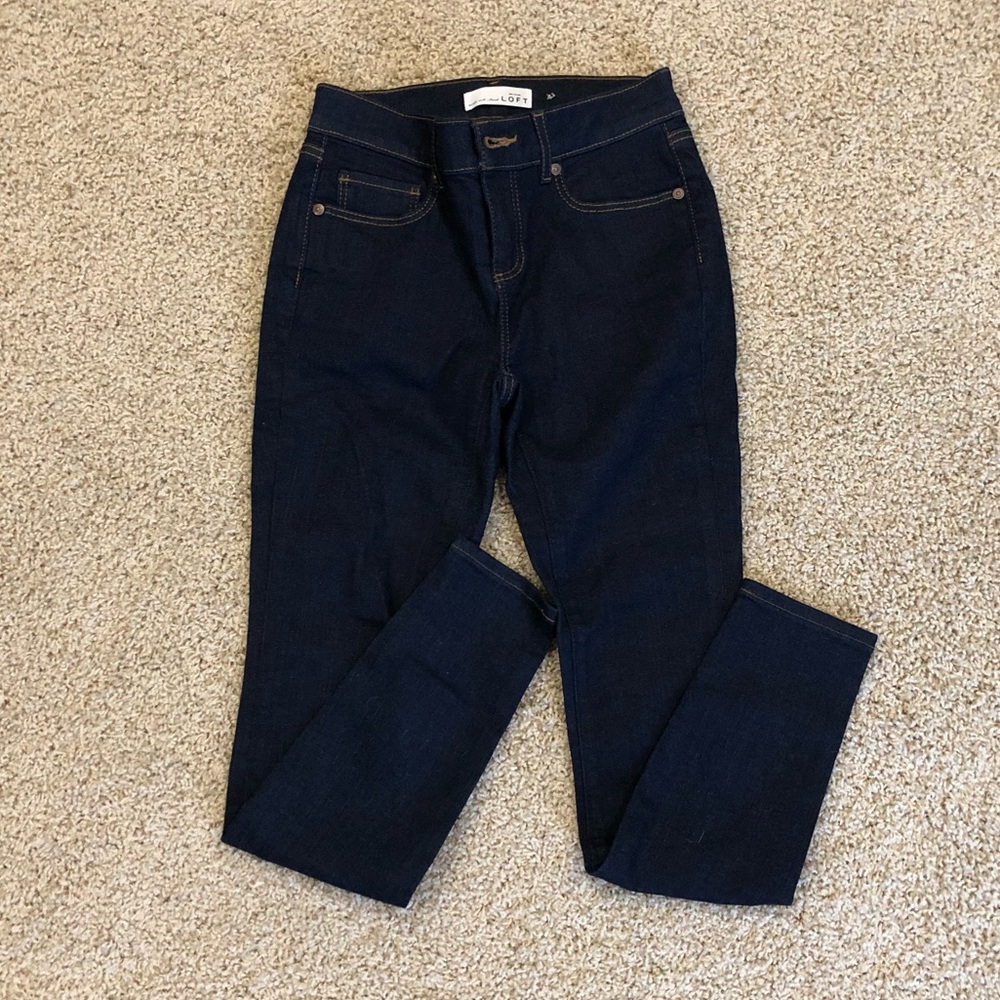 LOFT petite skinny jeans. Size 25 or 0 petite.